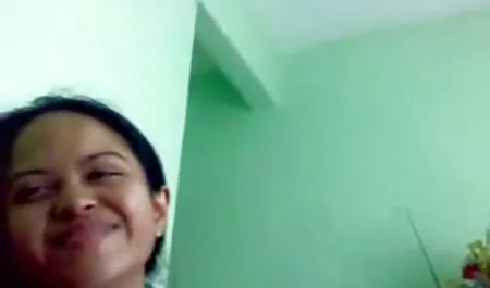 Một con mập da đen lấy một chàng da đen phimsec nhat ban nhất ống trong miệng