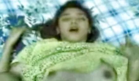 Ngay sau khi các súng đã đi vào bên trong và séc nhất ban bắt đầu đánh lỗ này, các cô gái cảm thấy rằng cô ấy là rất tốt.