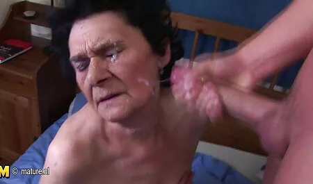 Ổng nuốt một dương vật phím sec hay nhat khỏe mạnh đến viêm amidan rồi.