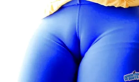 Hai xấc láo gái mại dâm đang hạnh phúc để tham dự một khách hàng mới, những người đã đến khách sạn. Hãy để anh ta mút dương vật của mình và ngồi trên khuôn mặt của ông với một hướng dẫn, và khi dương vật đã trở thành những gì họ cần, anh sec nhat ban thì cô có thể nhảy vào nó, cho bạn bè của bạn một nơi
