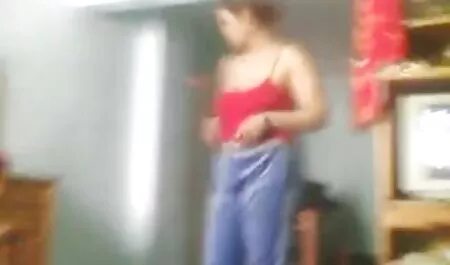 Cô gái tóc vàng tai phim sec nhat ban