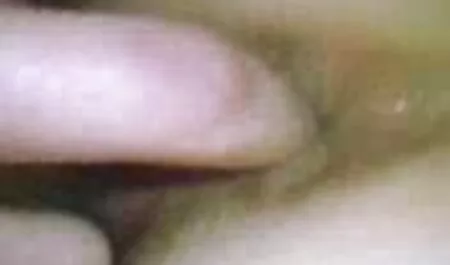 Khiêu dâm và phim sec nhat ban bo chong nang dau làm bằng tay với cô, trên ghế dài