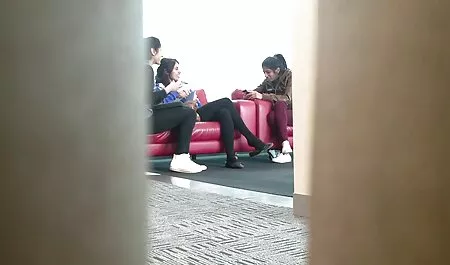 Con điếm già giật ra với người đàn ông phim sec hay nhat trong xe