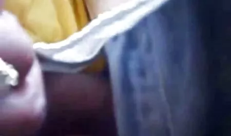 Vào một ngày, thật tốt khi có một con gà kêu gọi này. phim sec gai gia nhat ban
