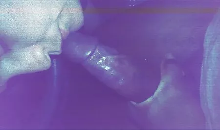 Kaylee Quinn và ngực lớn, sec nhat ban khong che đi dạo