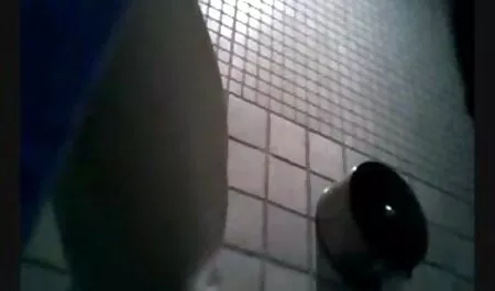 Các fim sec nhat bà đã lái xe với một âm trong âm