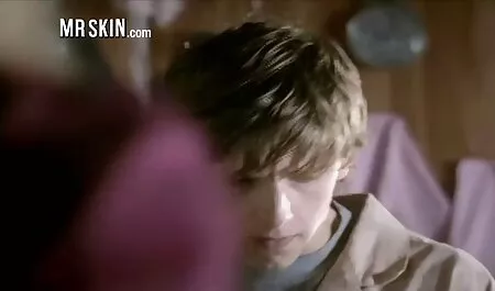 Thổi kèn, để giữ cho con trai . ông đã giúp cô ấy. sec gai nhat