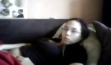 Tình, người phim sec hay moi nhat bạn của tôi ở trên sàn nhà